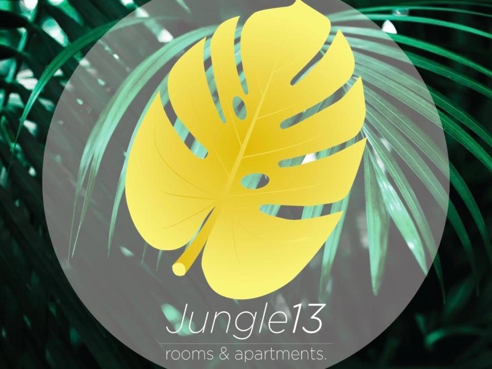 Jungle 13 - Room And Apartments เนเปิลส์ ภายนอก รูปภาพ